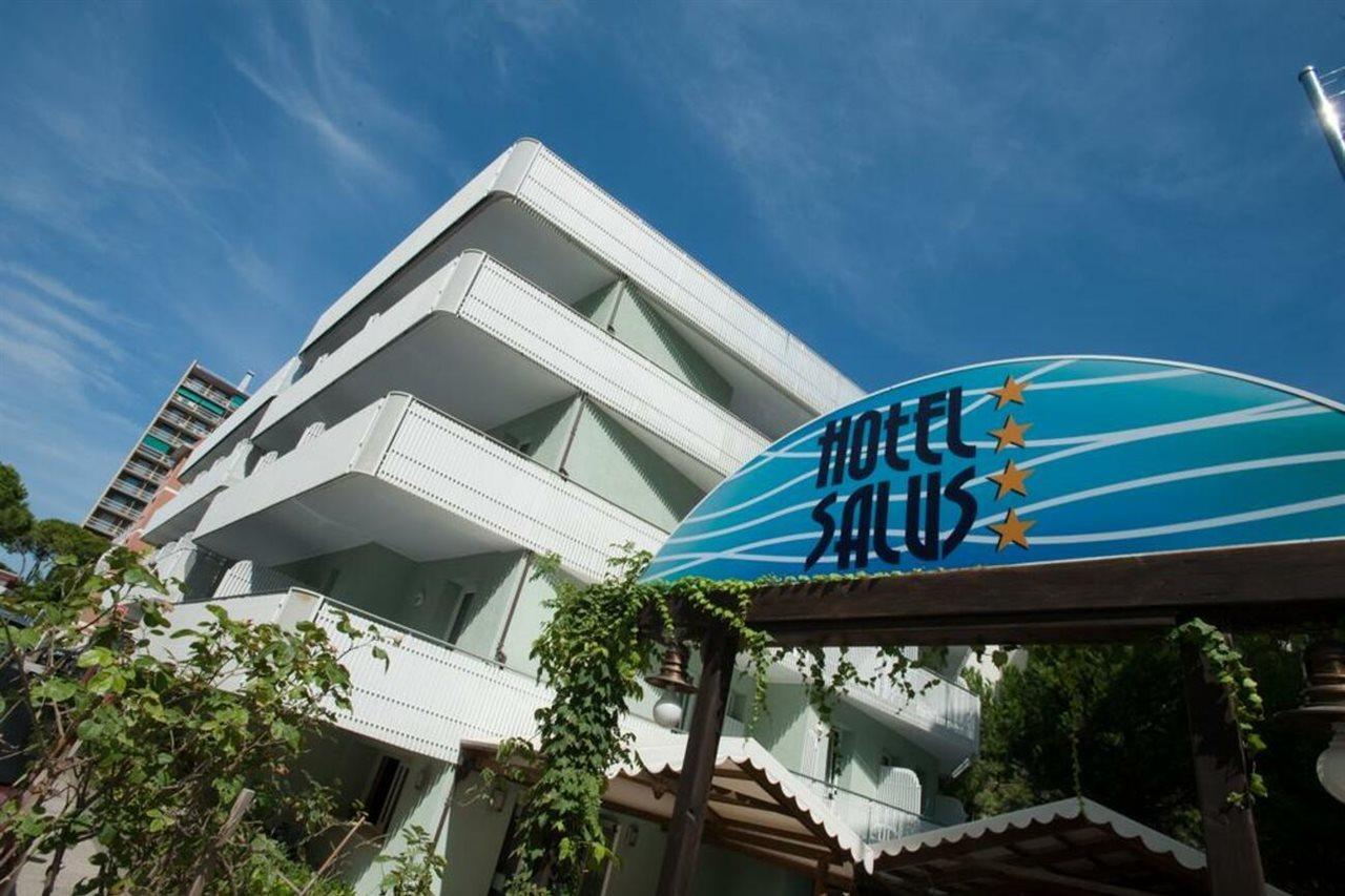 Hotel Salus Lignano Sabbiadoro Exterior foto