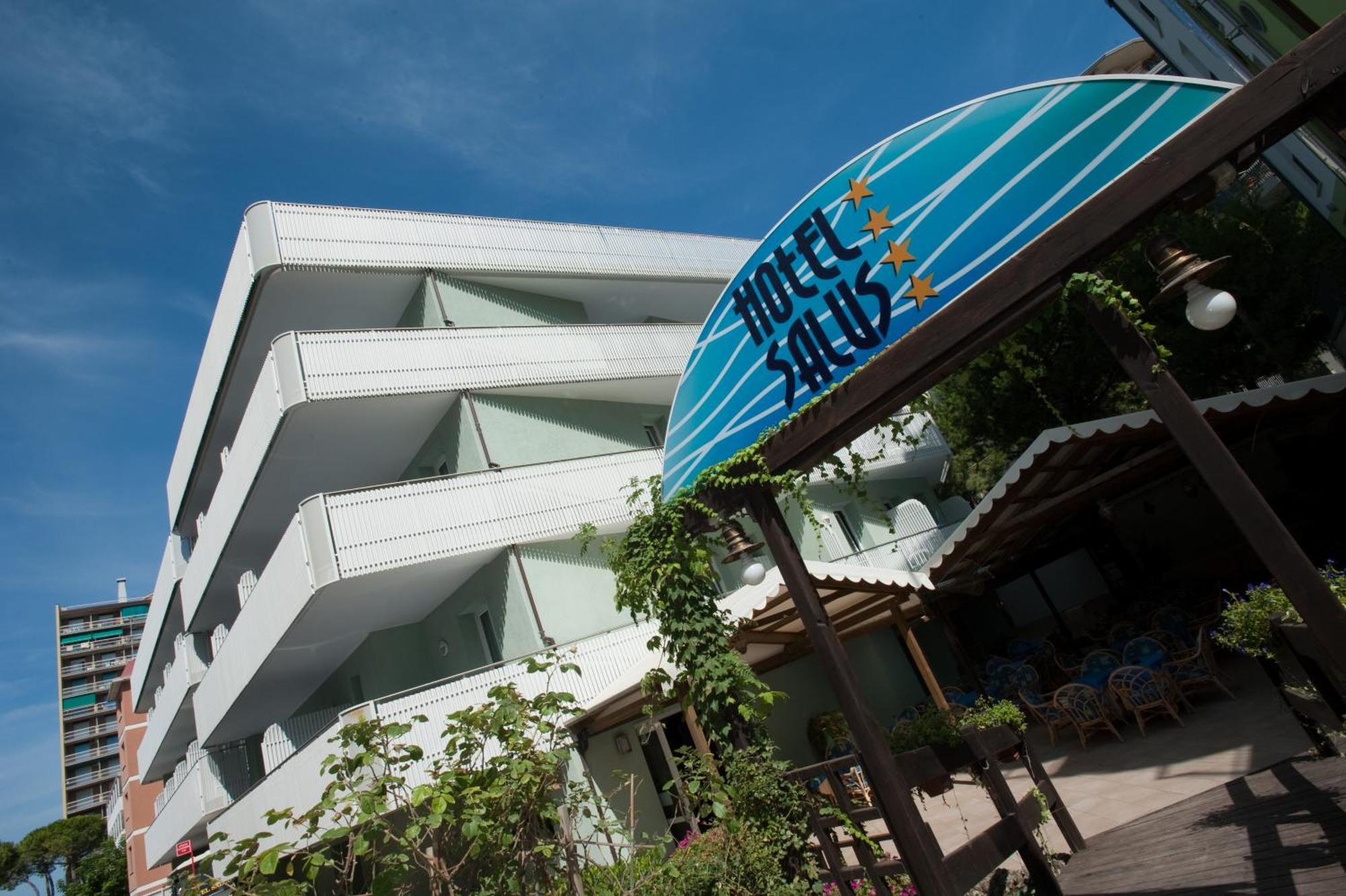 Hotel Salus Lignano Sabbiadoro Exterior foto