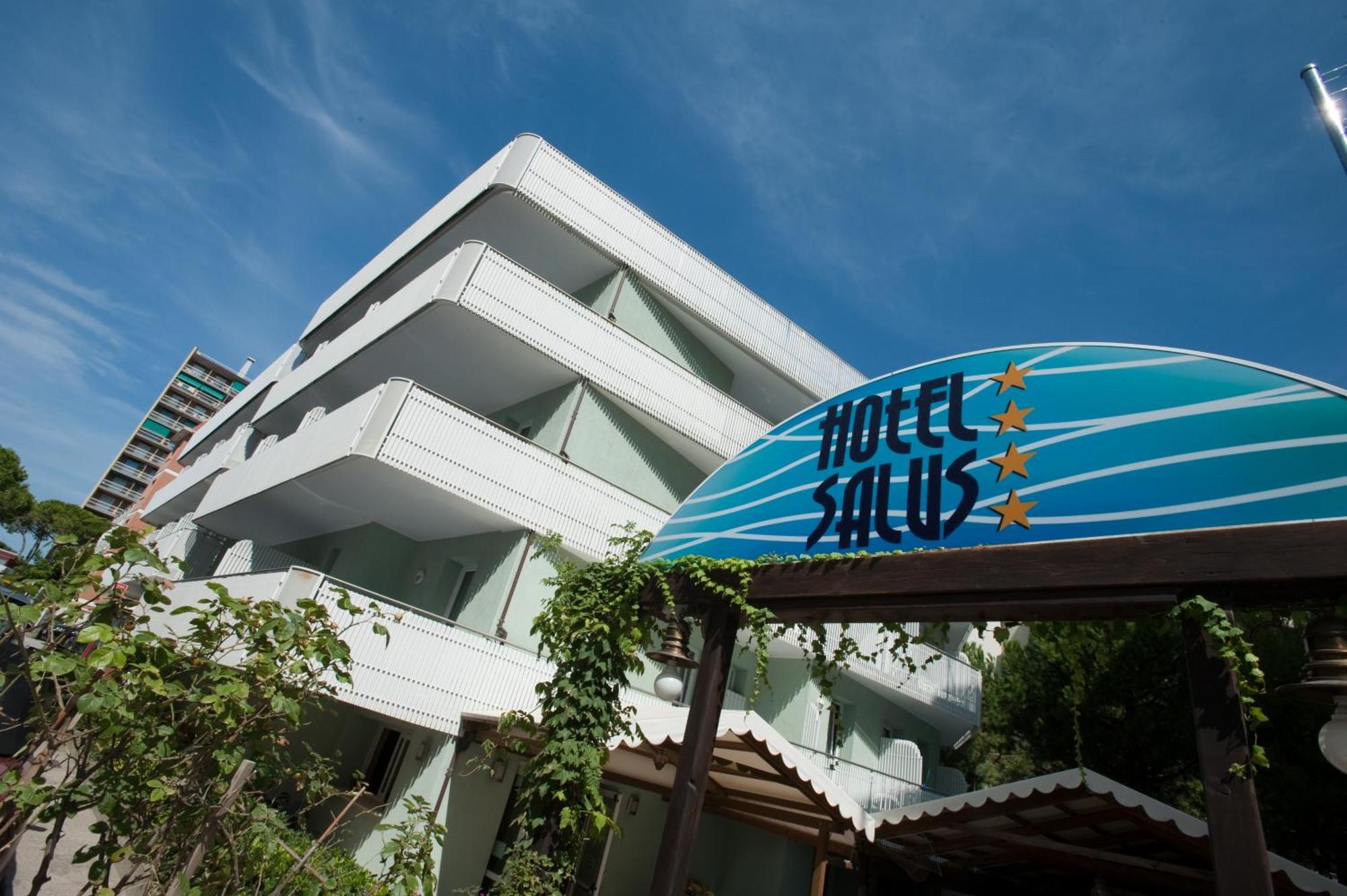 Hotel Salus Lignano Sabbiadoro Exterior foto